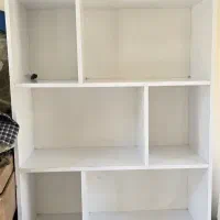 کتابخانه و پاتختی و پاف باکس دار