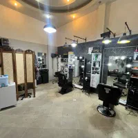 وسایل ارایشگاه اینه صندلی ترولی دکور تابلو پیرایش