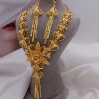 بنگل .گوشواره .