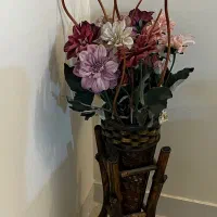 گل و گلدان
