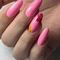 اجاره-میز-ناخن-اجاره-صندلی-مژه-اجاره-صندلی-بافت