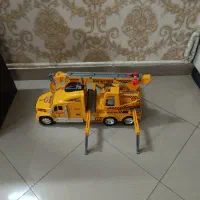 جرثقیل بزرگ سالم
