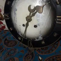 یک ساعت قدیمی..  کوکی  ..