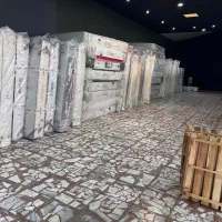 به یک فروشنده مجرد و مجرب  نیازمندیم