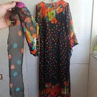 تعدادی لباس نو