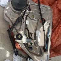 شیشه بالابر بنز C300،C350 و C63 درب عقب سمت شاگرد