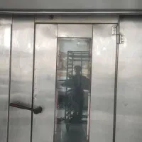 کار در کارگاه نان فانتزی