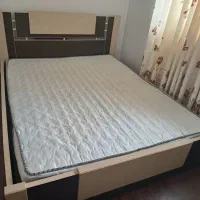 تخت ام دی آف دو لایه
