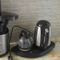 آبمیوه گیری و چایساز