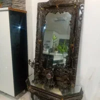 میز آیینه بسیار زیبا و شکیل
