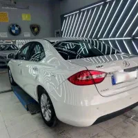 جک  j5 اتوماتیک سفید بی رنگ
