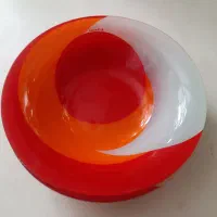 تعدادی ظرف