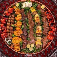 تخته کار و کمک آشپز