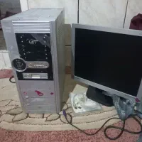 کامپیوتر با کیس وکیبورد و موس کامل+کنترل پایونر