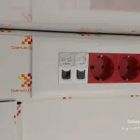 استخدام کارگر برق کار