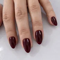 تخفیفات کاشت ناخن (۳۸۰)و آموزش