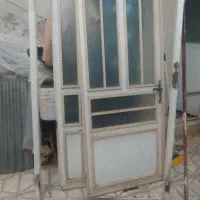 سلام یک عدد درب ورودی حال