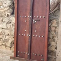 درب و پنجره های چوبی