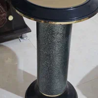 ۲ عدد پایه گلدان
