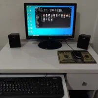 کامپیوتر و مانیتور