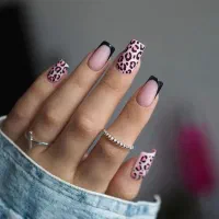 کاشت و ترمیم ناخن