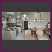 باغستان-غربی-لاله-91-متر-فول-رو-به-آفتاب