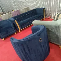 خریدار و فروشنده مبل راحتی جدید و به روز