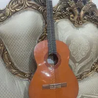 گیتار یاماها اصلی وقدیمیc70