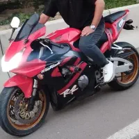 cbr1000