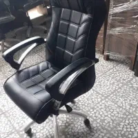 صندلی چرخدار شرکتی اداری