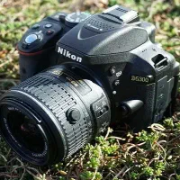دوربین نیکون d5300 فوق تمیز