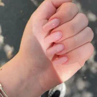کاشت ناخن
