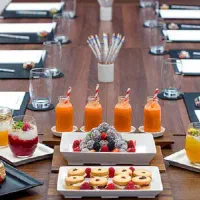 کارگر خدمات آقا