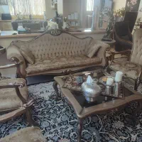 مبل ۷ نفره همراه با میز ناهارخوری