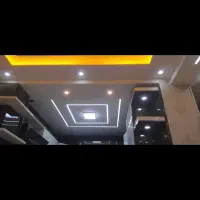 نصاب کاغذ دیواری و نقاشی ساختمان