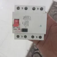 فیوز محافظ جان
