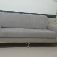 مبل دست دوم و آینه و بوفه
