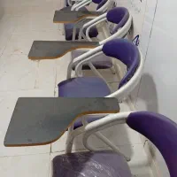 صندلی دانشجویی