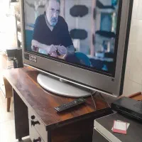 تلویزیـون ۴۰ اینچ سونی