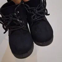 پوتین|کفش و لباس بچه|رشت, ساغری سازان|دیوار