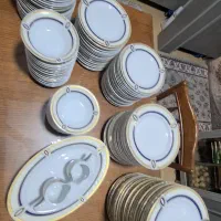 ظروف چینی ۱۸ نفره