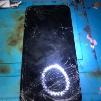 خریدار برد و گوشی ضربه خورده 13 pro