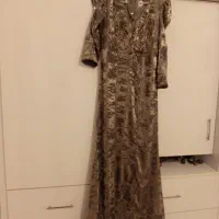 تعدادی لباس درحدنو