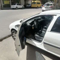 ماشین 206 تمیز کم کار لا کاغذی