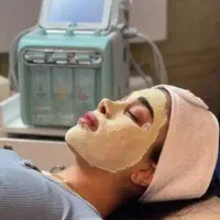 فشیال وپاکسازی پوست