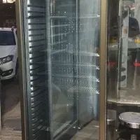 . یخچال مشکی طلایی ..