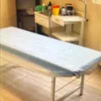 تخت ماساژ وملزومات درمانگاهی