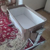 تخت و گهواره نوزاد کنار مادر  دلیجان