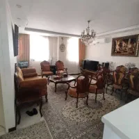 ۶۰ مترتکخواب تکواحدی/سالن مربع و پرده خور/ غرق نور