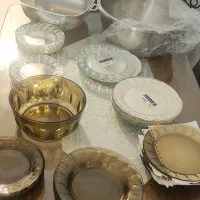 تعدادی ظروف کاملا نو